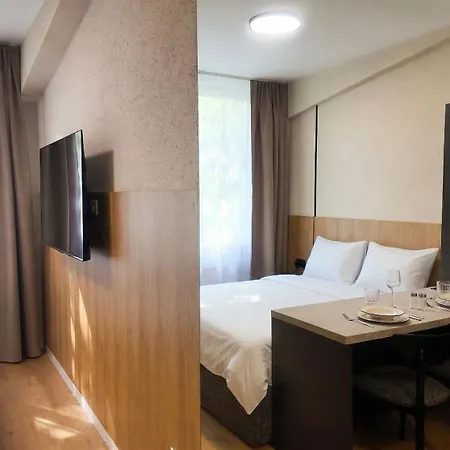 Axiom - Nova 4 * Košice